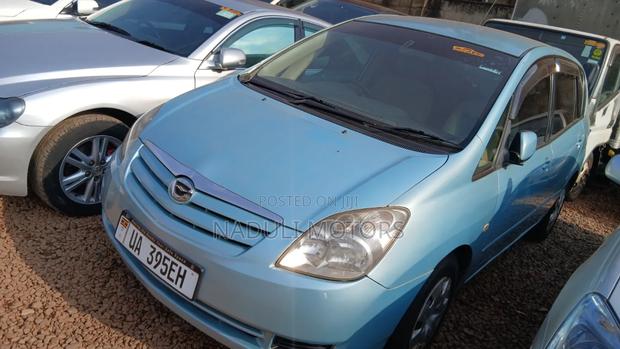 Toyota Corolla Spacio 2004 Blue