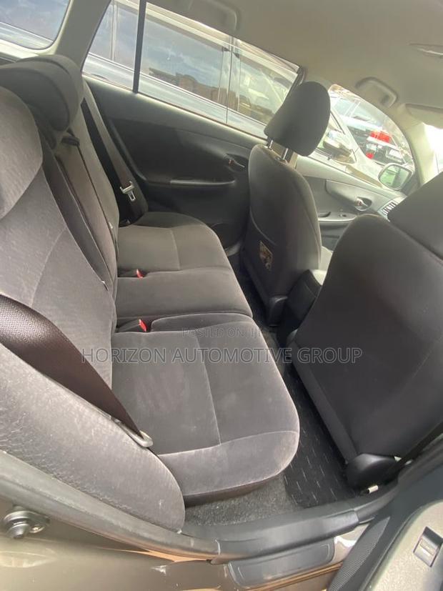 Toyota Corolla Fielder 1.5 Petrol FWD 2010 Gray