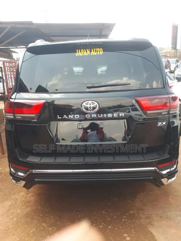 New Toyota Land Cruiser 2025 Black