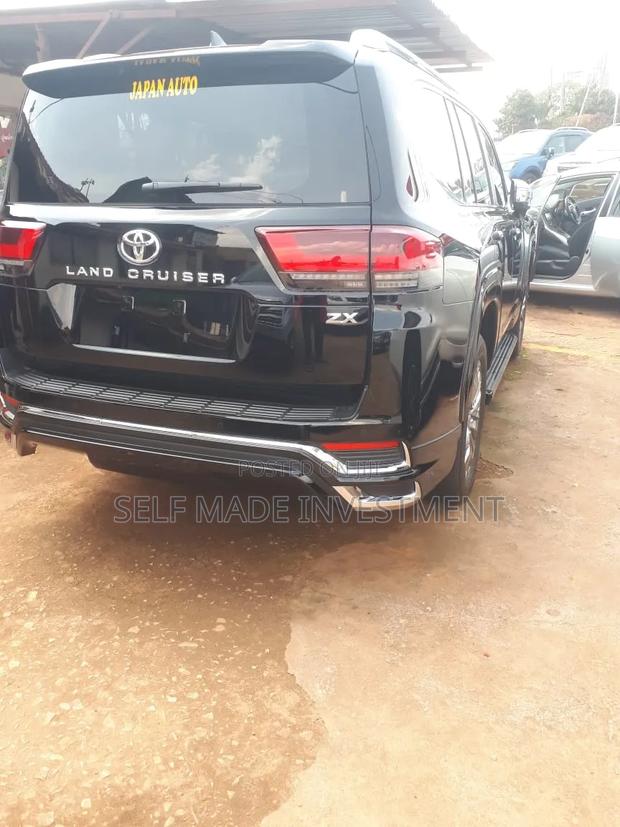 New Toyota Land Cruiser 2025 Black