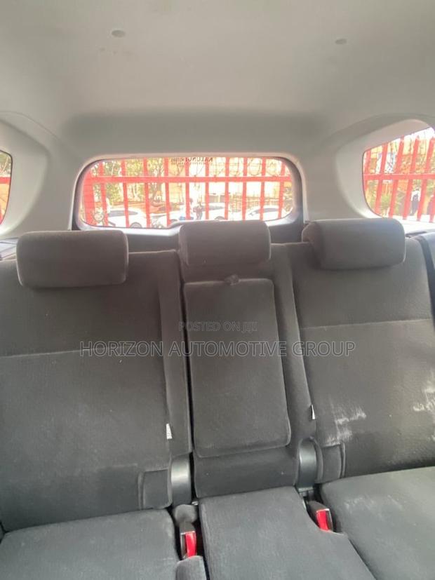 Toyota Corolla Fielder 1.5 Petrol FWD 2011 White