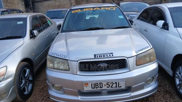 Subaru Forester 2004 Silver