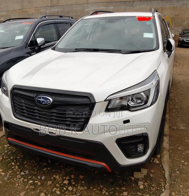 Subaru Forester 2018 White