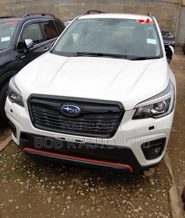 Subaru Forester 2018 White