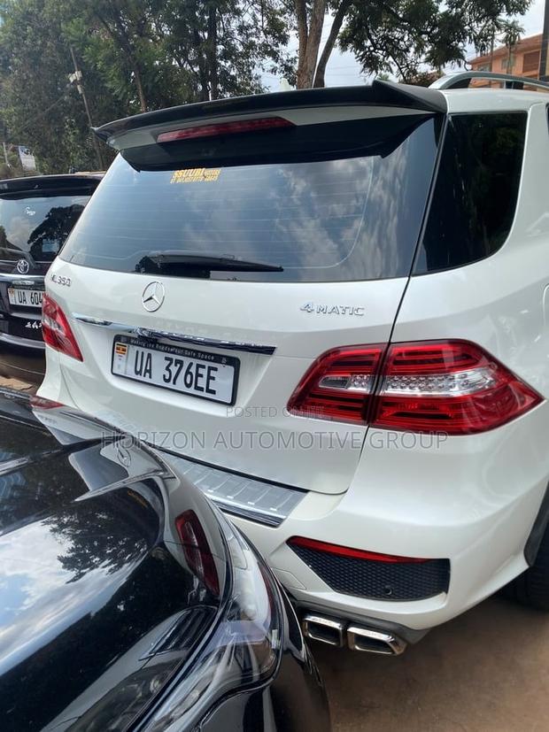 Mercedes-Benz M Class ML350 4MATIC 4dr SUV AWD (3.5L 6cyl 7A) 2014 White