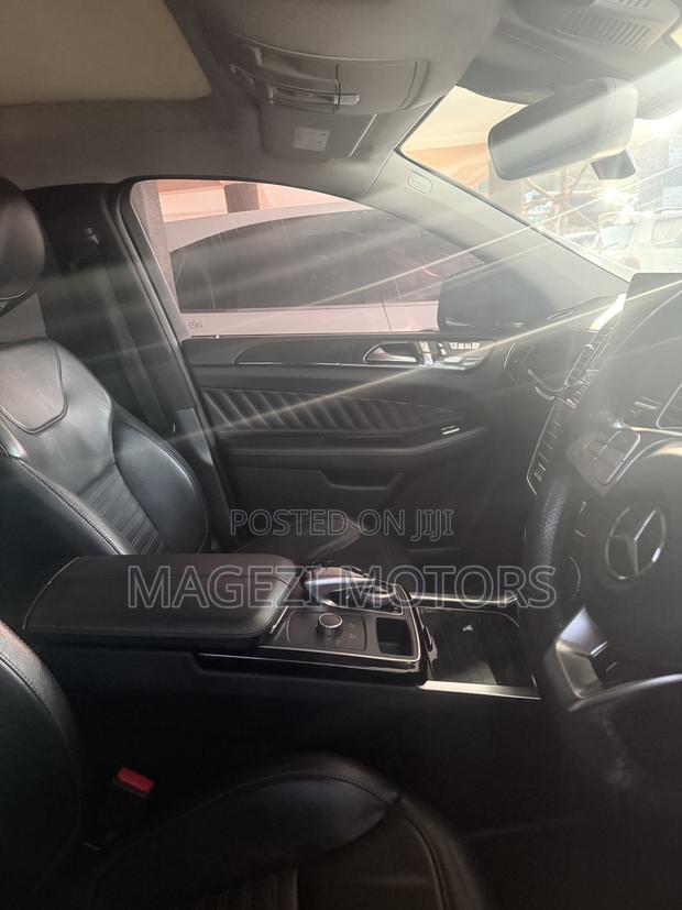 Mercedes-Benz GLE-Class 2017 Black