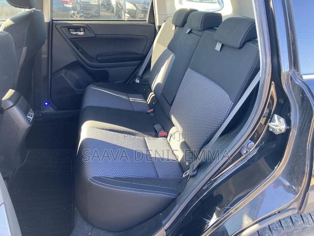 Subaru Forester 2017 Gray