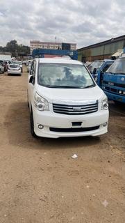 Toyota Noah 2013 White for sale