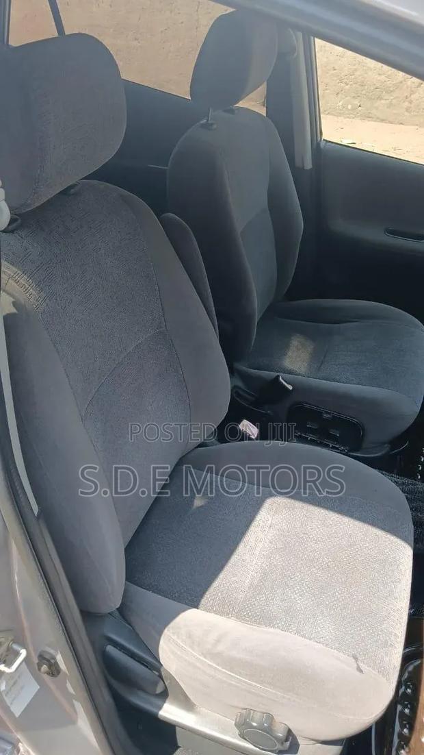 Toyota Corolla Spacio 2006 Silver