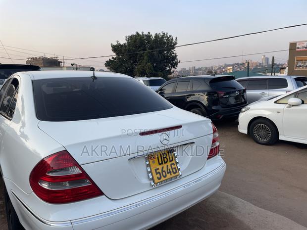 Mercedes-Benz E320 2005 White