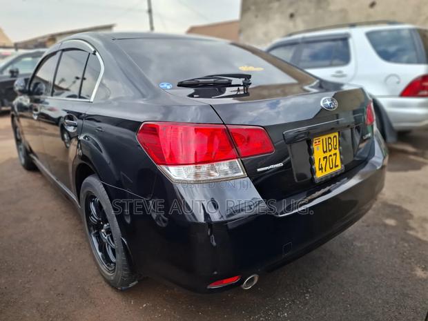Subaru Legacy 2011 Black