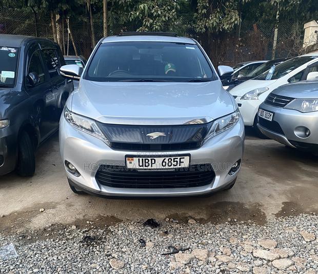 Toyota Harrier 2.0 4WD 2014 Silver