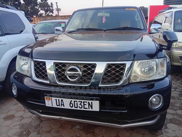 Nissan Patrol 4.5 2011 Black