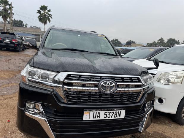Toyota Land Cruiser 2018 Black