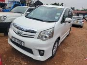 Toyota Noah 2012 White for sale