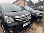 Toyota Noah 2013 Black for sale