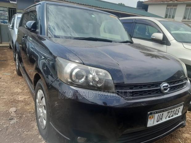 Toyota Corolla Rumion 2011 Black