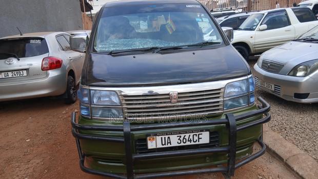 Nissan Elgrand 2004 Black