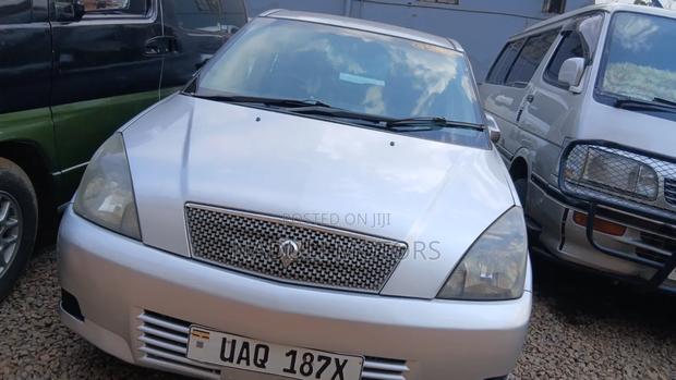 Toyota Opa 2003 Silver