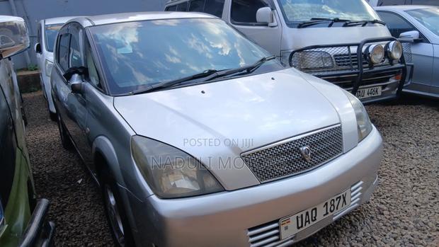Toyota Opa 2003 Silver