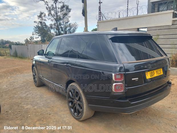Rover 400 2020 Black