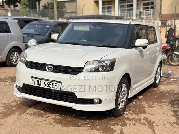 Toyota Corolla Rumion 2012 White