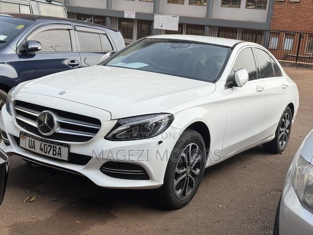 Mercedes-Benz C180 2016 White