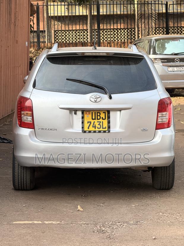 Toyota Corolla Fielder 2008 Silver
