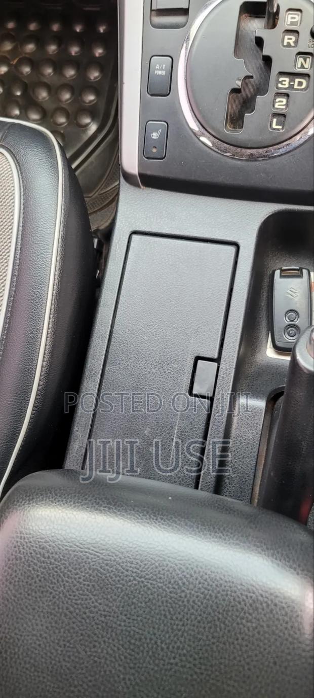 Suzuki Escudo 2005 Silver