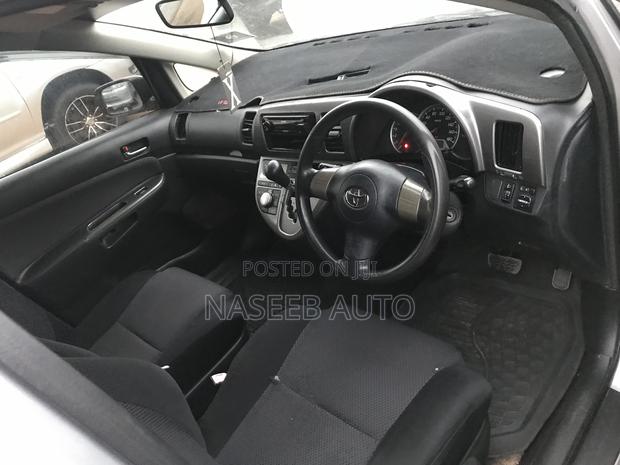 Toyota Wish 2008 Silver