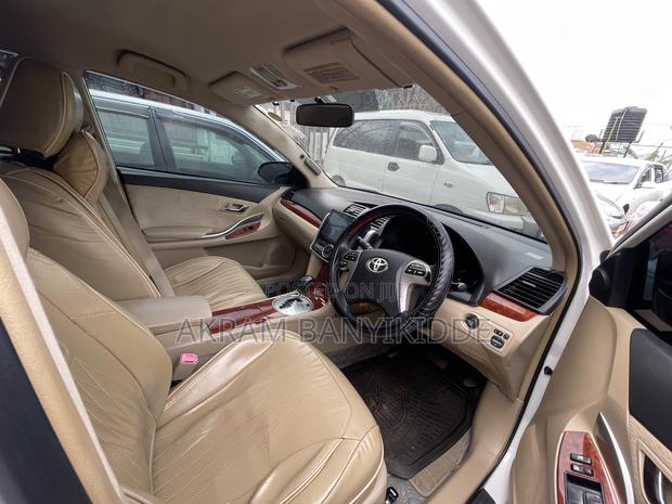 Toyota Premio 2009 White