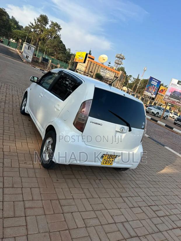 Toyota Passo 2008 White