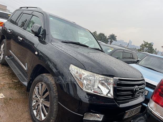 Toyota Land Cruiser Prado 2018 Black