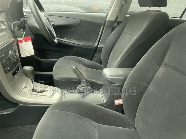 Toyota Corolla Fielder 2010 Gray
