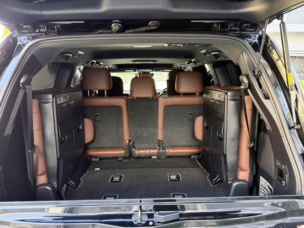 Toyota Land Cruiser 4.6 V8 ZX 2016 Blue