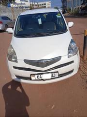 Toyota Ractis 1.3 FWD 2011 White for sale
