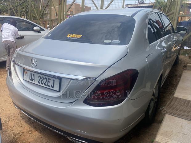 Mercedes-Benz C180 2018 White