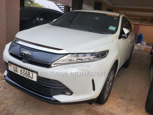 Toyota Harrier 2019 White