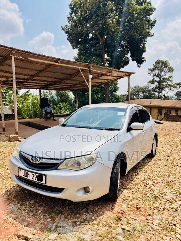 Subaru Impreza 1.5 2009 Gray