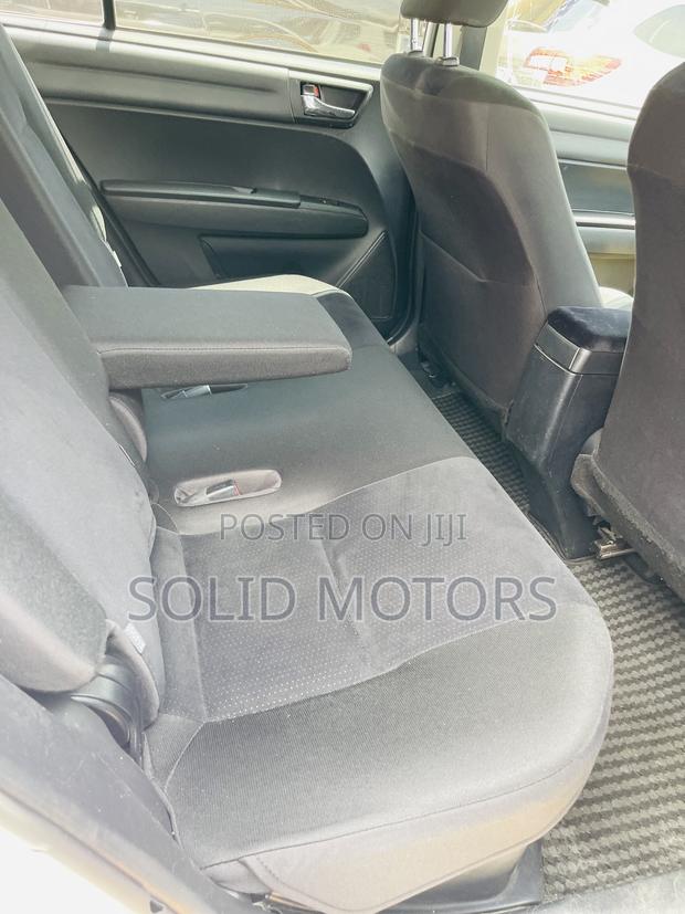 Toyota Corolla Fielder 1.5 Hybrid FWD 2017 White