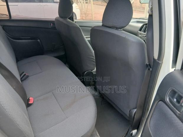 Toyota Succeed SV Premium 2014 White