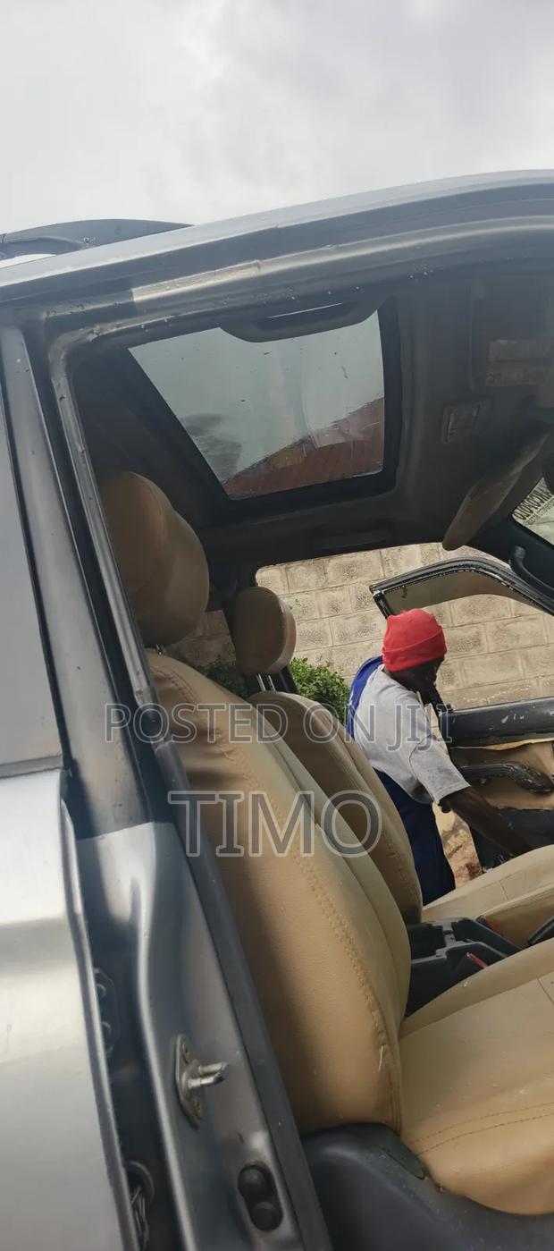 Toyota Land Cruiser Prado 1998 Gray