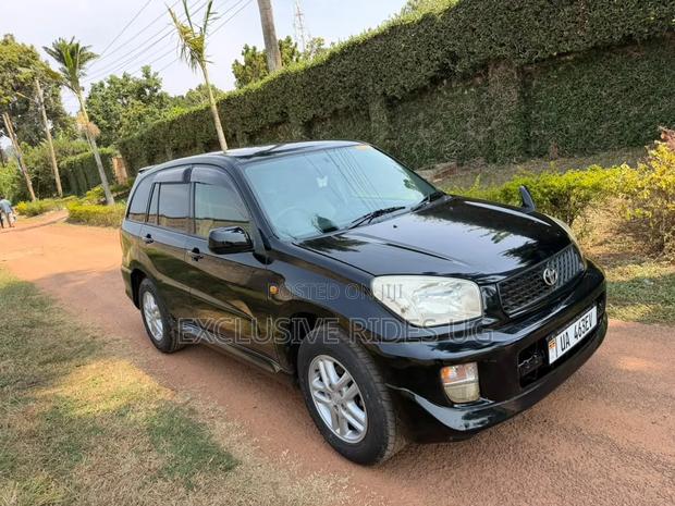 Toyota RAV4 1.8 2005 Black