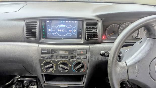 Toyota Corolla Fielder 2002 Silver