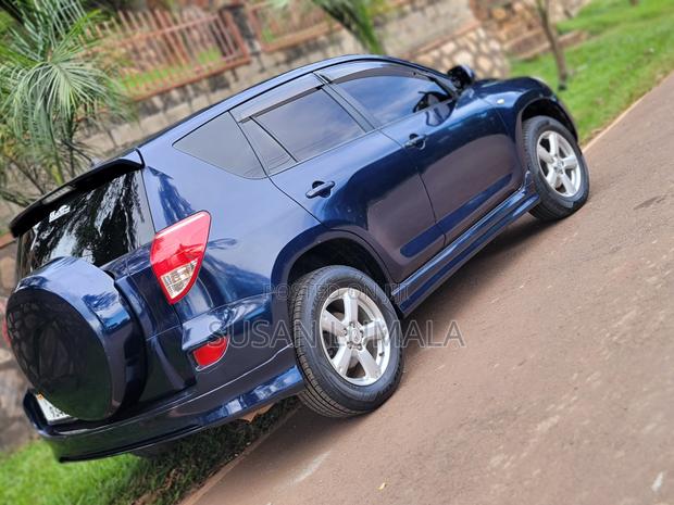 Toyota RAV4 2007 Blue