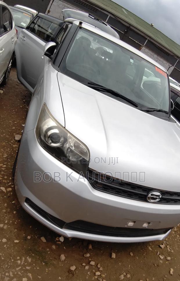 Toyota Corolla Rumion 2011 Silver