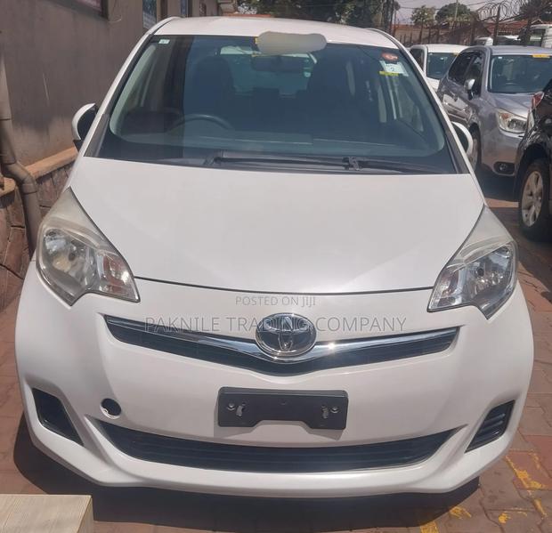 Toyota Ractis 1.5 AWD 2013 White