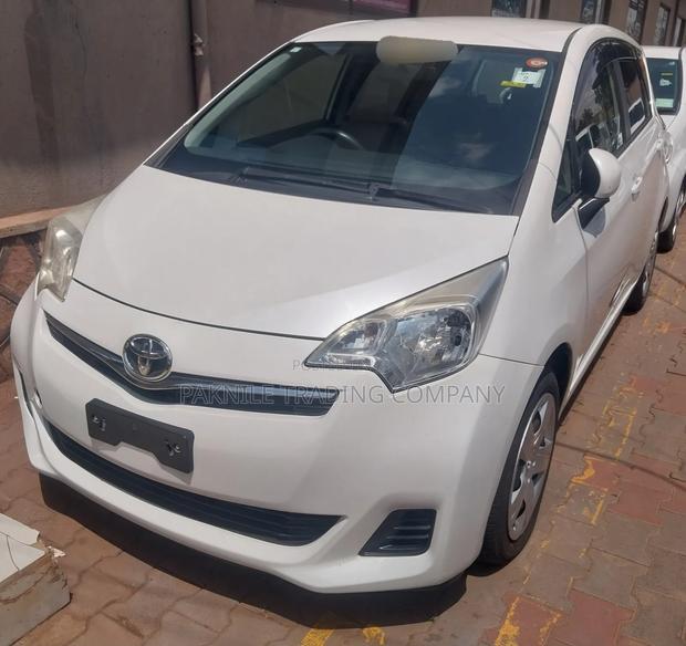 Toyota Ractis 1.5 AWD 2013 White