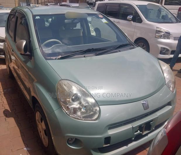 Toyota Passo 1.0 AWD 2013 Green