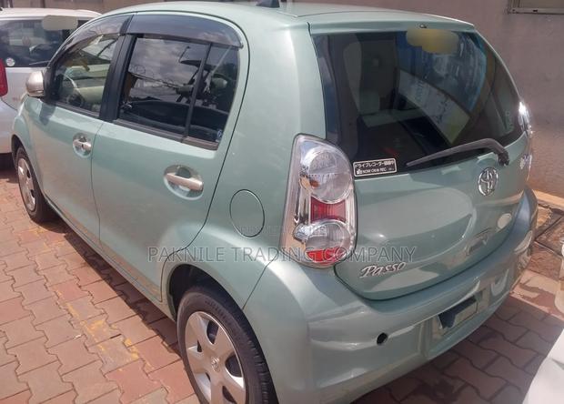 Toyota Passo 1.0 AWD 2013 Green